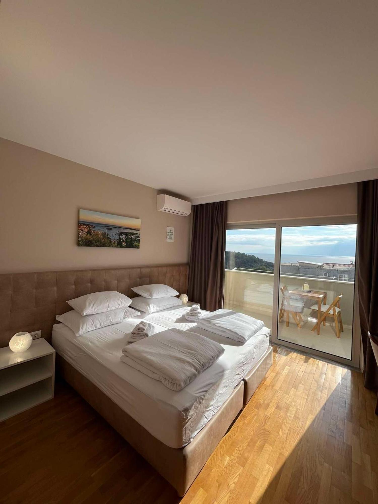Dela Bed & Breakfast Hvar Town Exterior foto