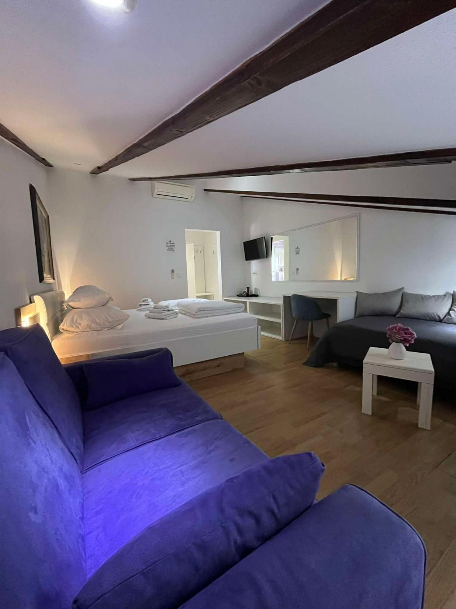 Dela Bed & Breakfast Hvar Town Exterior foto